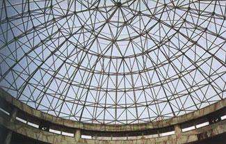 乌鲁木齐铝镁锰板屋面网架在设计时要注意哪些细节